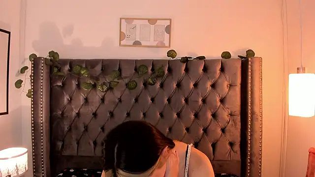 Snapshot of Kim_Blane chatting on 01/21/25, 10:52 Kim Blane online show from 01/21/25, 10:52