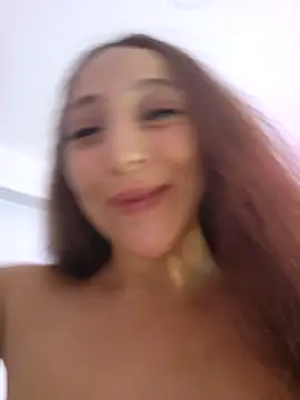 VickyHoult online show from 03/05/25, 08:21