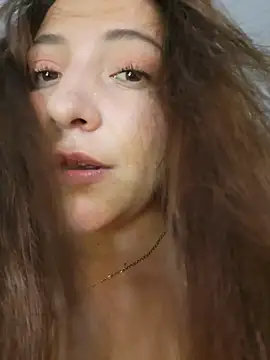 VickyHoult online show from 12/02/25, 09:43