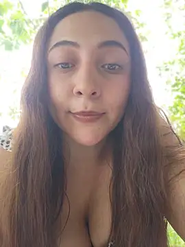 Snapshot of VickyHoult chatting on 03/12/26, 07:20 VickyHoult online show from 03/12/26, 07:20