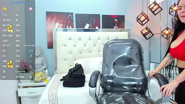 Snapshot of pearl_weet chatting on 10/14/25, 06:20 pearl weet online show from 10/14/25, 06:20