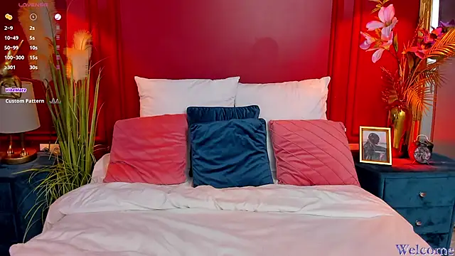 MiaMuse online show from 02/24/25, 08:14