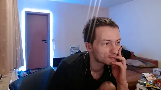 sexymann92 online show from 02/21/25, 09:02