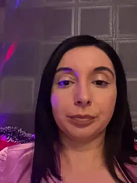 Snapshot of YreneRay chatting on 12/11/24, 05:59 YreneRay online show from 12/11/24, 05:59