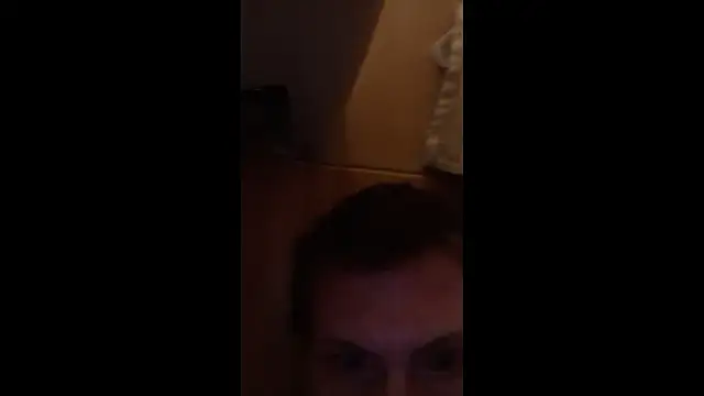 Snapshot of Untrhund23 chatting on 11/04/25, 03:33 Untrhund23 online show from 11/04/25, 03:33