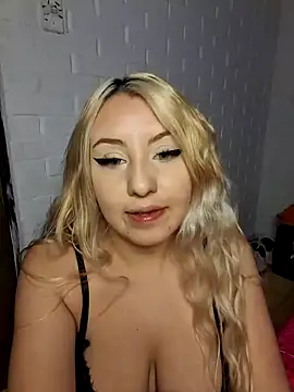 Snapshot of NibiruNairobi69 chatting on 01/24/25, 03:43 NibiruNairobi69 online show from 01/24/25, 03:43