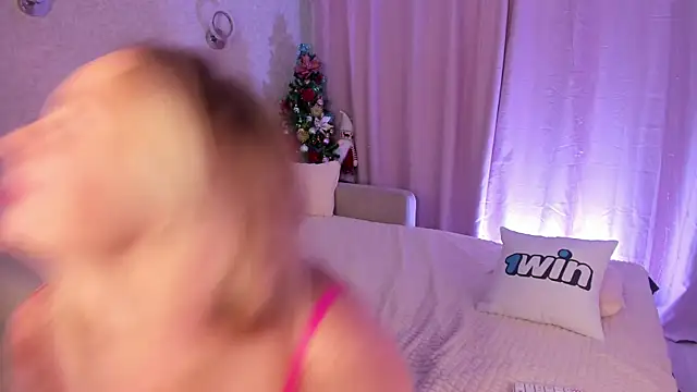 Kitty Ricky online show from 01/14/25, 10:38