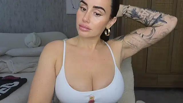 LibbyLoveHeartx online show from 11/06/25, 11:33