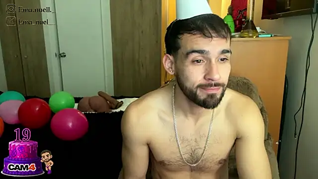 Snapshot of Emanuell__ chatting on 06/08/26, 01:39 Emanuell online show from 06/08/26, 01:39