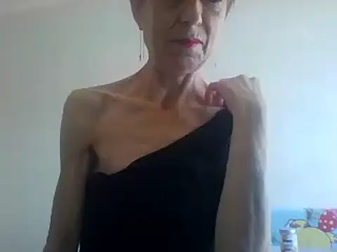 Snapshot of SwettyViktory chatting on 04/04/26, 12:35 SwettyViktory online show from 04/04/26, 12:35