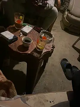 Snapshot of stevesaa chatting on 11/24/25, 05:56 stevesaa online show from 11/24/25, 05:56