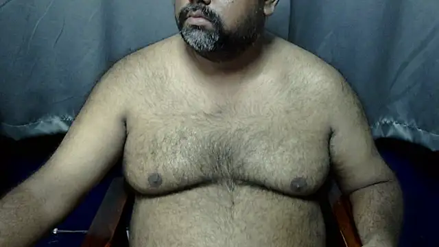 hairysubcub 70 online show from 10/03/25, 04:42