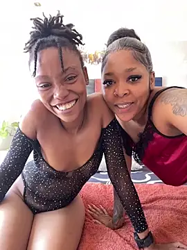 Snapshot of sexyTHANDO chatting on 04/02/26, 09:51 sexyTHANDO online show from 04/02/26, 09:51