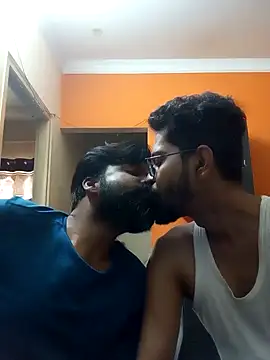 arhan3043 online show from 01/01/25, 06:58