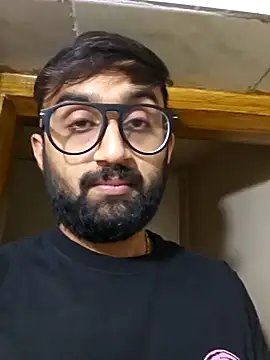 Snapshot of love4shownude chatting on 12/07/24, 04:25 love4shownude online show from 12/07/24, 04:25