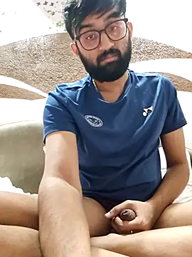 Snapshot of love4shownude chatting on 02/18/25, 01:43 love4shownude online show from 02/18/25, 01:43