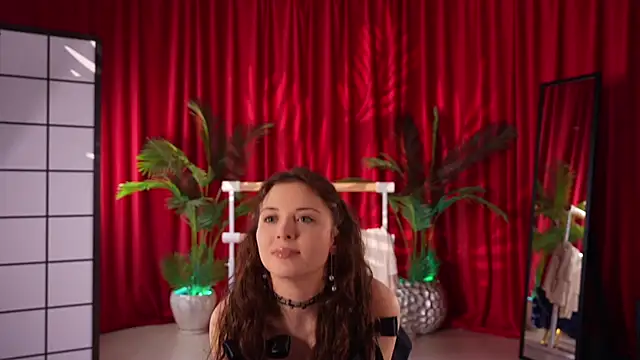 KittyCaitlin online show from 09/10/25, 12:10