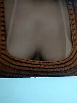 Snapshot of NeydeHotWife chatting on 03/31/26, 05:24 NeydeHotWife online show from 03/31/26, 05:24