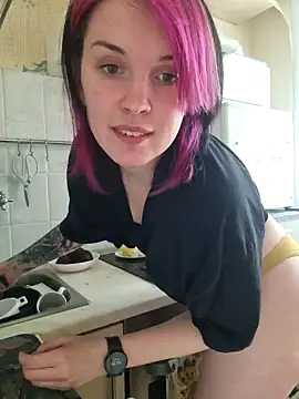 Snapshot of LazyTanukii chatting on 12/10/24, 08:30 LazyTanukii online show from 12/10/24, 08:30