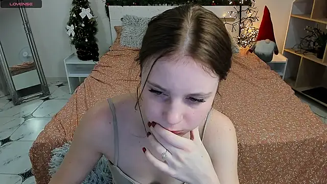 CharmedDoll online show from 12/14/24, 04:42