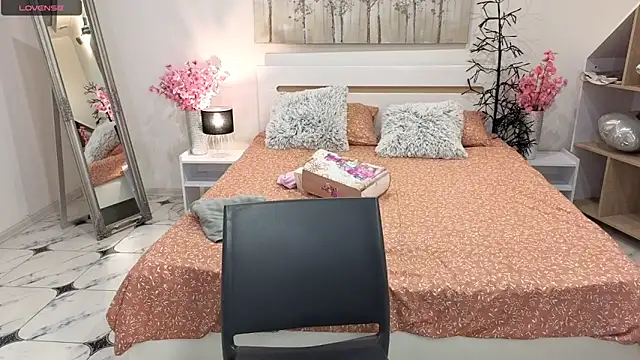 CharmedDoll online show from 09/23/25, 12:30