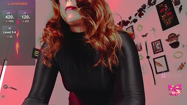 Snapshot of auroralatexprincess chatting on 12/23/24, 07:52 auroralatexprincess online show from 12/23/24, 07:52