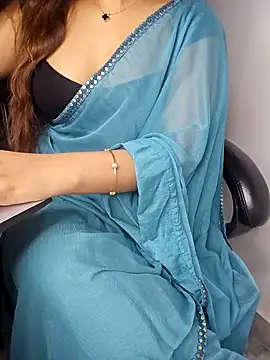 aliyaah singh online show from 03/05/25, 08:42