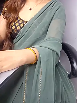 aliyaah singh online show from 03/21/25, 07:46