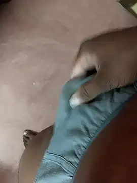 dinesh682 online show from 03/21/26, 06:18