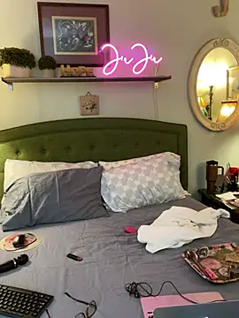 Good-Juju online show from 12/24/24, 08:00