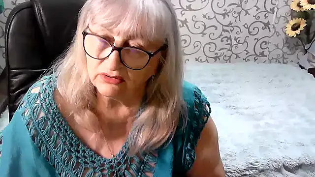 LolkaAlyss online show from 10/23/25, 03:44