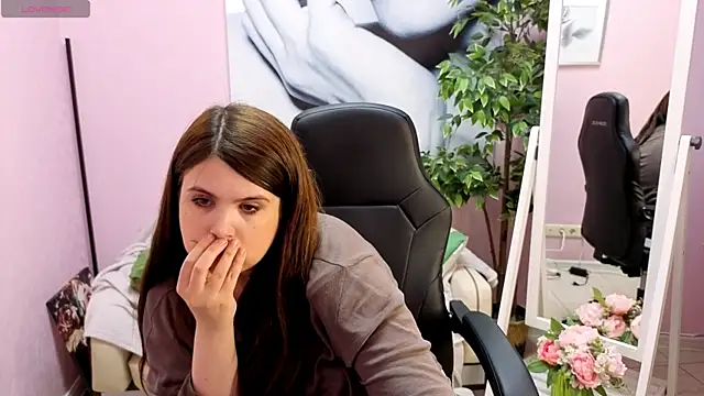 Snapshot of BattyMoll chatting on 04/05/26, 03:42 BattyMoll online show from 04/05/26, 03:42