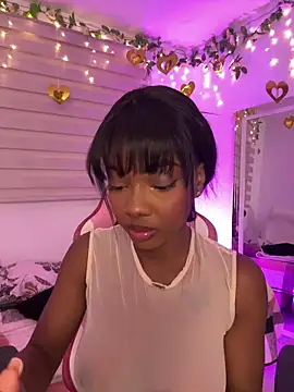 Snapshot of Vane_Rossee chatting on 03/04/26, 11:44 Vane Rossee online show from 03/04/26, 11:44