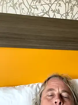 zeus337 online show from 11/16/25, 03:17