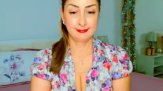 Snapshot of Tyana40 chatting on 01/08/25, 08:38 Tyana40 online show from 01/08/25, 08:38