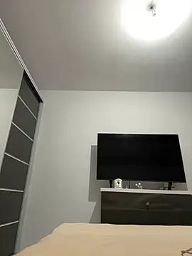 NicolePlay online show from 03/18/26, 06:33