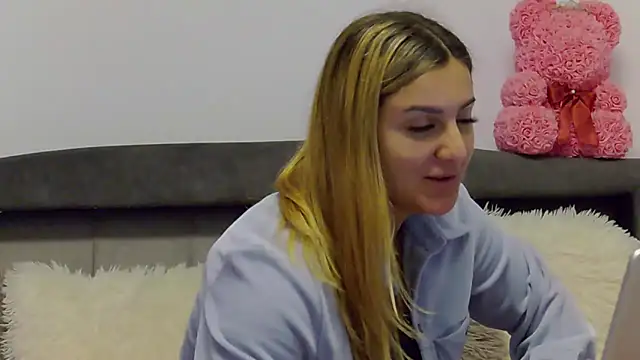 NicolePlay online show from 03/30/26, 06:36