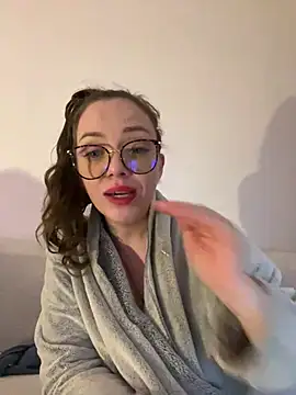 Snapshot of FemDom_RubyKnightXXO chatting on 12/18/24, 11:51 FemDom RubyKnightXXO online show from 12/18/24, 11:51