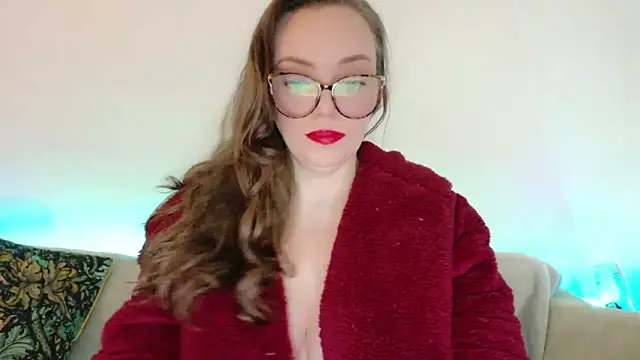 Snapshot of FemDom_RubyKnightXXO chatting on 01/11/25, 02:47 FemDom RubyKnightXXO online show from 01/11/25, 02:47