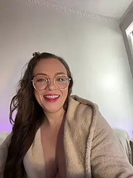 Snapshot of FemDom_RubyKnightXXO chatting on 01/18/25, 01:18 FemDom RubyKnightXXO online show from 01/18/25, 01:18