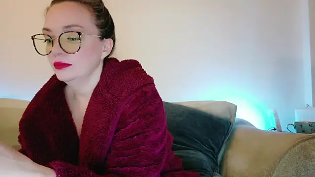 Snapshot of FemDom_RubyKnightXXO chatting on 02/06/25, 05:09 FemDom RubyKnightXXO online show from 02/06/25, 05:09