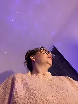 Snapshot of FemDom_RubyKnightXXO chatting on 03/01/25, 09:37 FemDom RubyKnightXXO online show from 03/01/25, 09:37