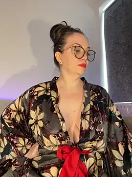 Snapshot of FemDom_RubyKnightXXO chatting on 09/21/25, 05:14 FemDom RubyKnightXXO online show from 09/21/25, 05:14