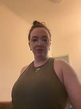 Snapshot of FemDom_RubyKnightXXO chatting on 10/24/25, 05:09 FemDom RubyKnightXXO online show from 10/24/25, 05:09