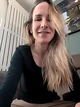 NaomiAndFriends online show from 02/05/25, 02:16