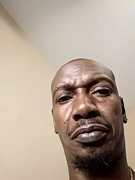 Snapshot of RinsingWood84 chatting on 03/22/26, 03:59 RinsingWood84 online show from 03/22/26, 03:59