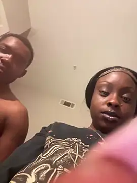 DancingLemonade online show from 09/29/25, 12:27