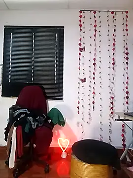 Snapshot of sharom_smith1 chatting on 03/12/26, 02:12 sharom smith1 online show from 03/12/26, 02:12