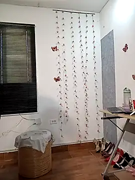 Snapshot of sharom_smith1 chatting on 03/27/26, 09:47 sharom smith1 online show from 03/27/26, 09:47