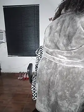 Snapshot of sharom_smith1 chatting on 04/16/26, 05:08 sharom smith1 online show from 04/16/26, 05:08